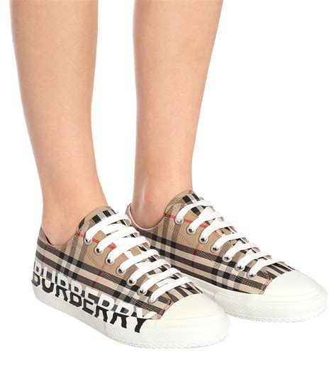 chaussur burberry|Burberry uk online shopping.